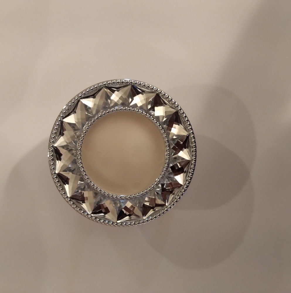 Bath & body works visor clip